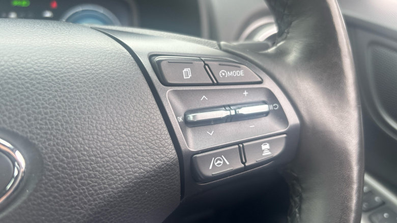 Hyundai KONA 100kW Premium 39kWh 5dr Auto Electric Hatchback